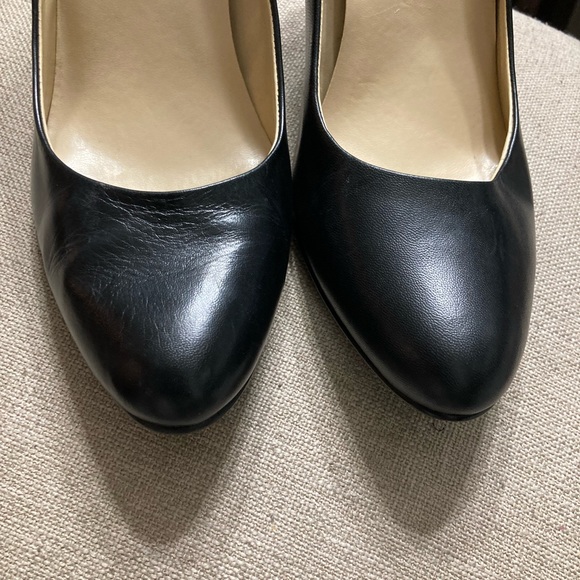 Ralph Lauren Basic Black leather pumps - Picture 6 of 7